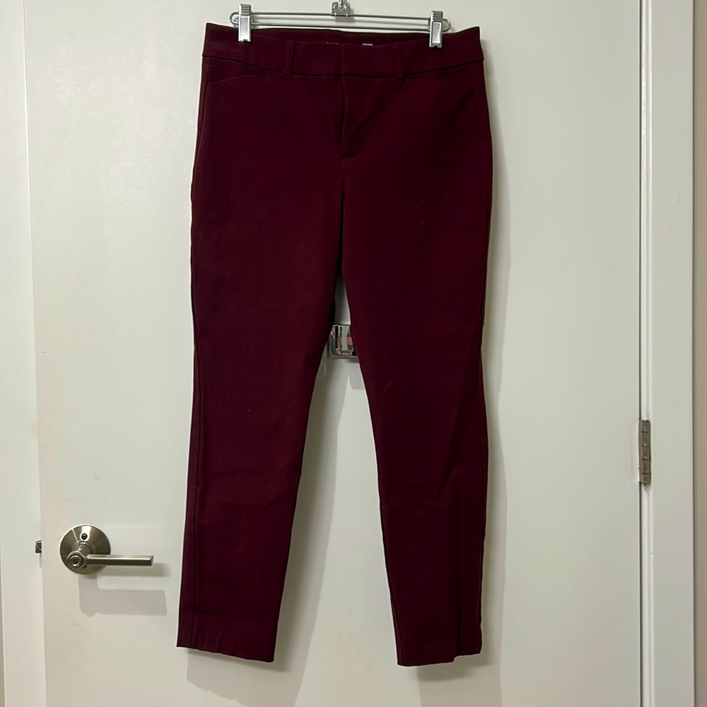 Old Navy High-Waisted Pixie Full-Length Pants in Raisin Arizona